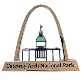 Gateway Arch National Park Traveler Pin – National Park Souvenirs